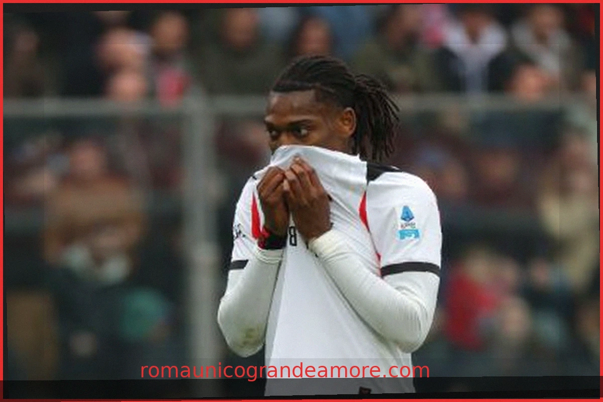 Rafael Leao offerto al Tottenham, ma il club inglese non è interessato all'escluso del Milan