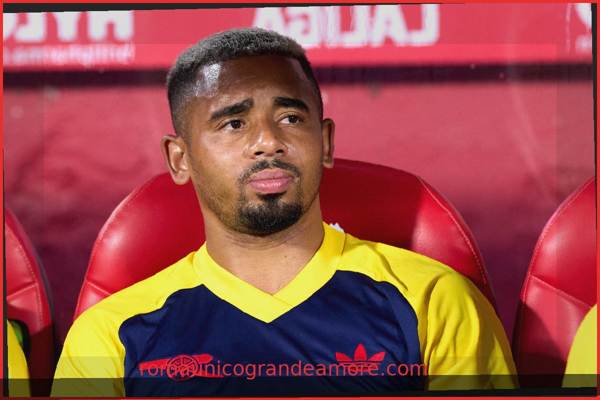 L'agente di Gabriel Jesus smentisce i contatti con il Napoli: "Sono qui solo per visitare Allegri"