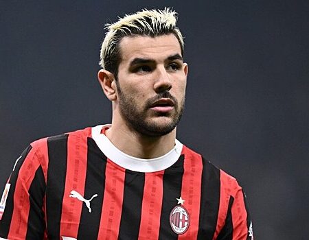 Theo Hernandez verso l’addio al Milan: Destinazione Al Hilal. Zinchenko nel mirino per la successione