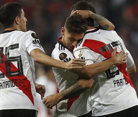 Youtuber propone un ‘biscotto’ all’Inter contro il River Plate, Chivu si infuria