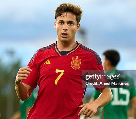 Rodrigo Riquelme al Betis: Un Triangolo di Mercato Ben Riuscito