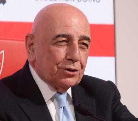 La carriera e la passione di Adriano Galliani: dai 29 trofei con il Milan alla storia del Monza