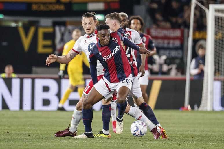 Preview Roma, Taylor obiettivo a centrocampo, Lucumì per la difesa