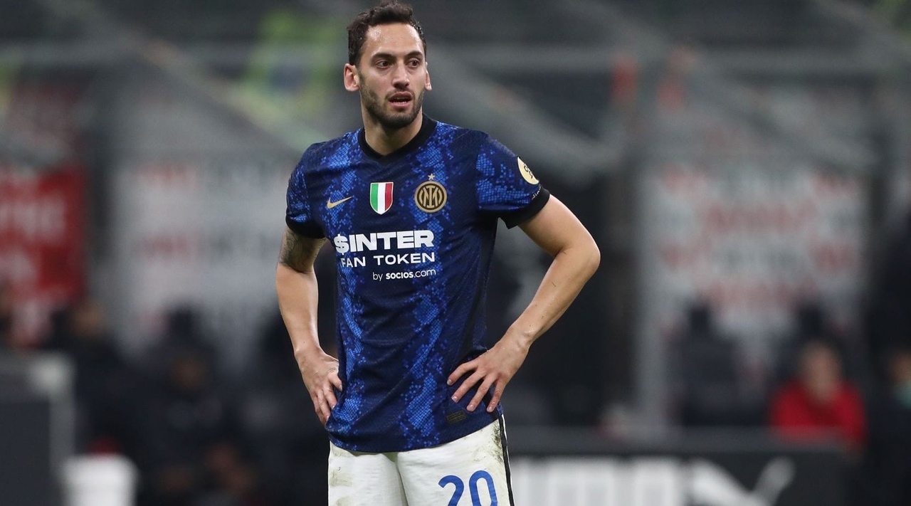 Preview Inter: Chi Prende il Posto di Calhanoglu? Ederson in Pole Position