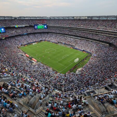 Il Flop del Mondiale per Club: Stadi Deserti Malgrado i Biglietti in Regalo