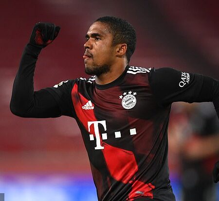 Douglas Costa, Muller e altri sportivi su OnlyFans