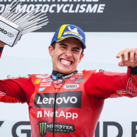 MotoGP Sachsenring, Marc Marquez trionfa in Germania