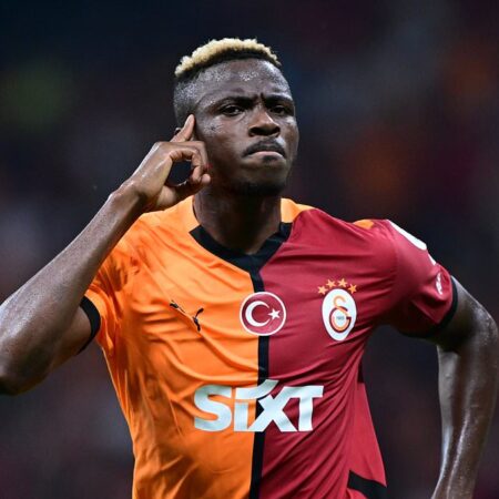 Napoli: Osimhen al Galatasaray, Conte accoglie Lucca e Beukema