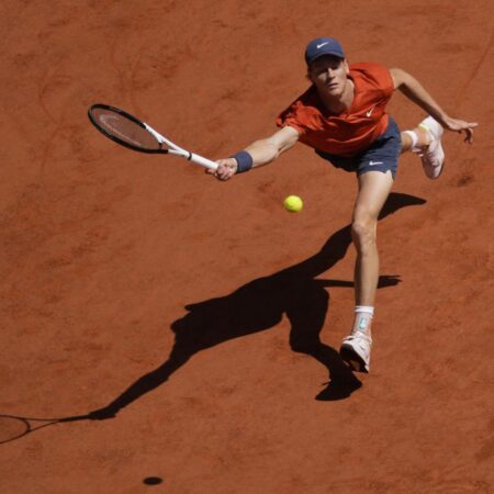 Sinner in vantaggio su Alcaraz per media punti per torneo