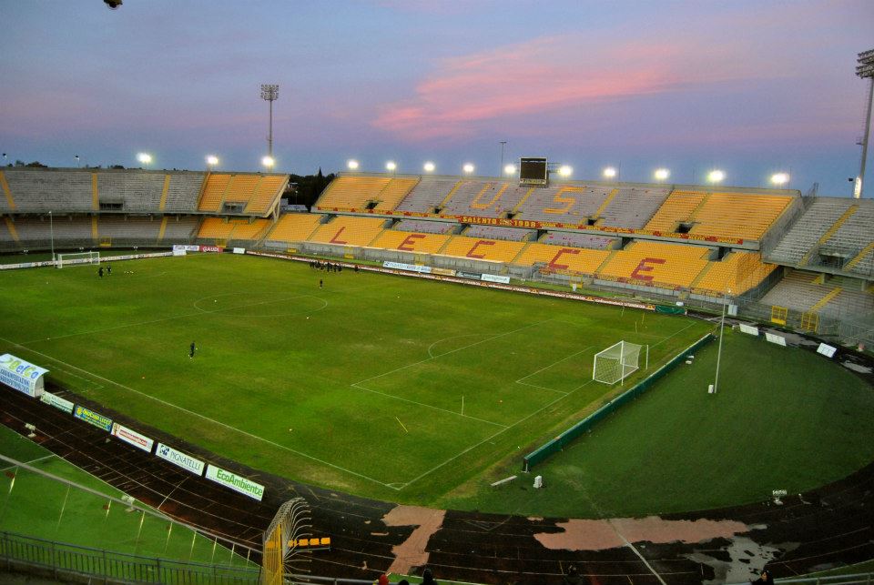 Preview Lecce-Cagliari: Le Formazioni Ufficiali della Sfida al Via del Mare