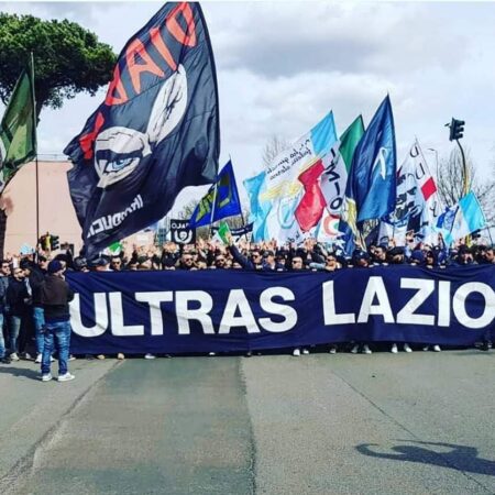 Scontri tra tifosi a Nizza: 102 ultrà della Roma fermati e cori pro Lazio