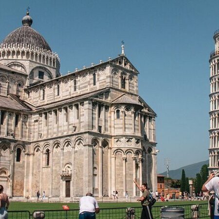 Pisa: Touré critica l’arbitro e il VAR dopo il pareggio con la Fiorentina