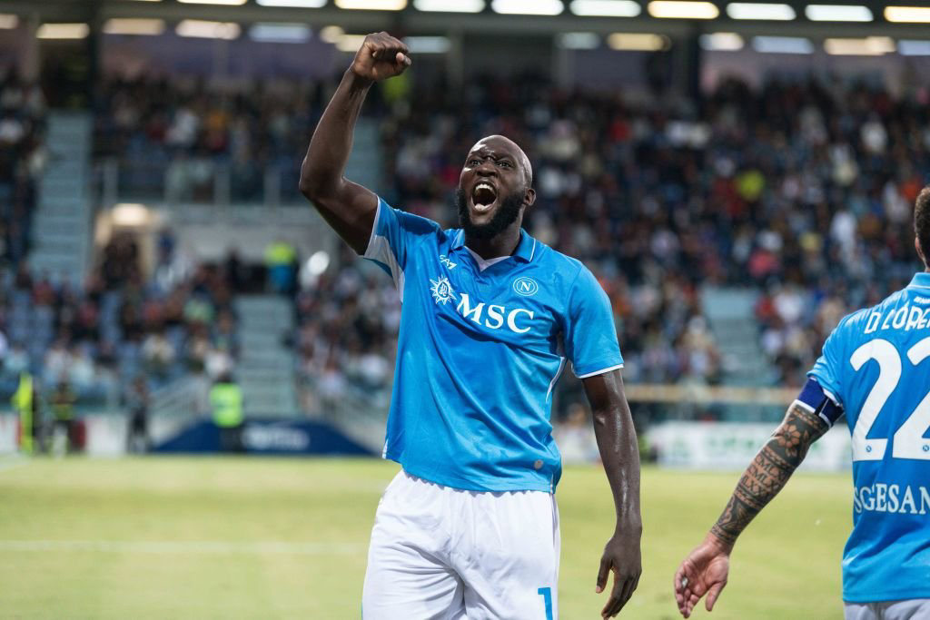 Preview La Famiglia Lukaku in Lutto: il Napoli Esprime Cordoglio per la Scomparsa di Roger