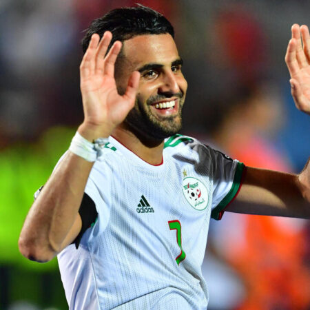 Mahrez Annuncia il Ritiro dalla Nazionale Algerina Post-Mondiale
