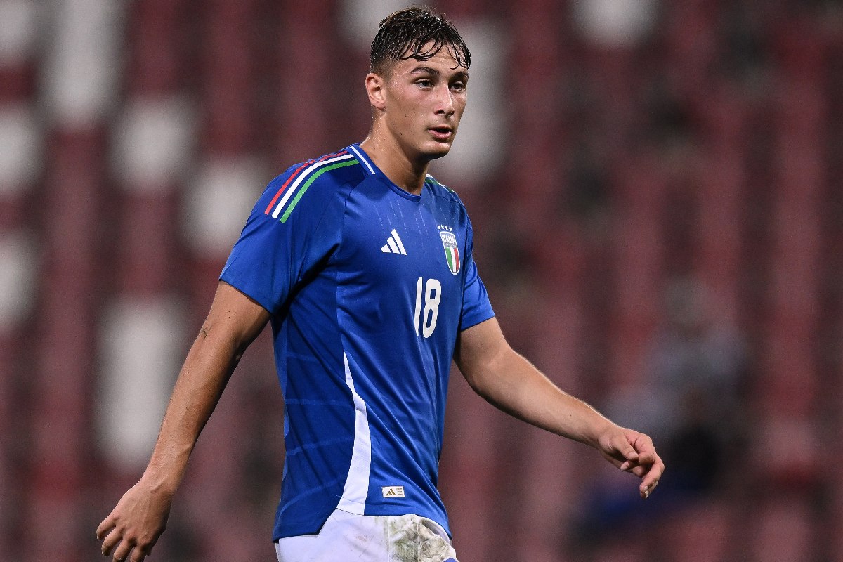 Preview Il primo, memorabile gol in Nazionale di Pio Esposito: l’esultanza sentita dei fratelli