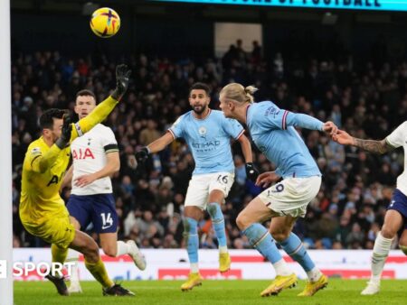 Premier League: Lotta a tre in vetta, oggi in campo il Tottenham