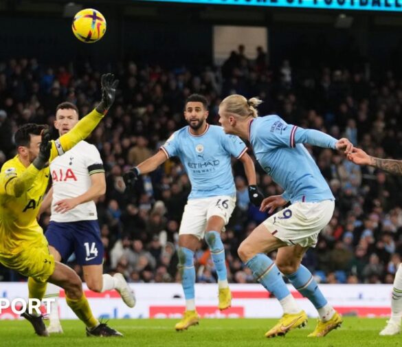 Premier League: Lotta a tre in vetta, oggi in campo il Tottenham