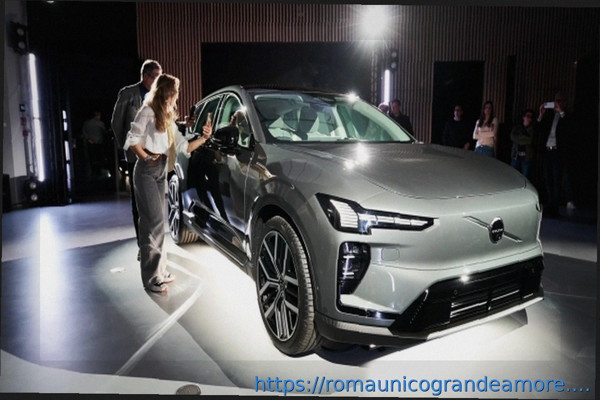Preview Volvo EX60: Anteprima Italiana del SUV Elettrico a Milano – Autonomia fino a 810 km, Motorizzazioni e Prezzi